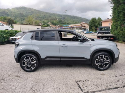 Jeep Avenger 1.2 turbo e-hybrid mhev Summit fwd 110cv edct6 (4)