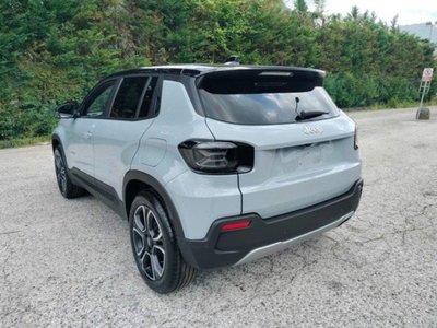 Jeep Avenger 1.2 turbo e-hybrid mhev Summit fwd 110cv edct6 (8)
