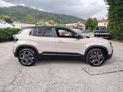 Jeep Avenger 1.2 turbo e-hybrid mhev Summit fwd 110cv edct6 (4)