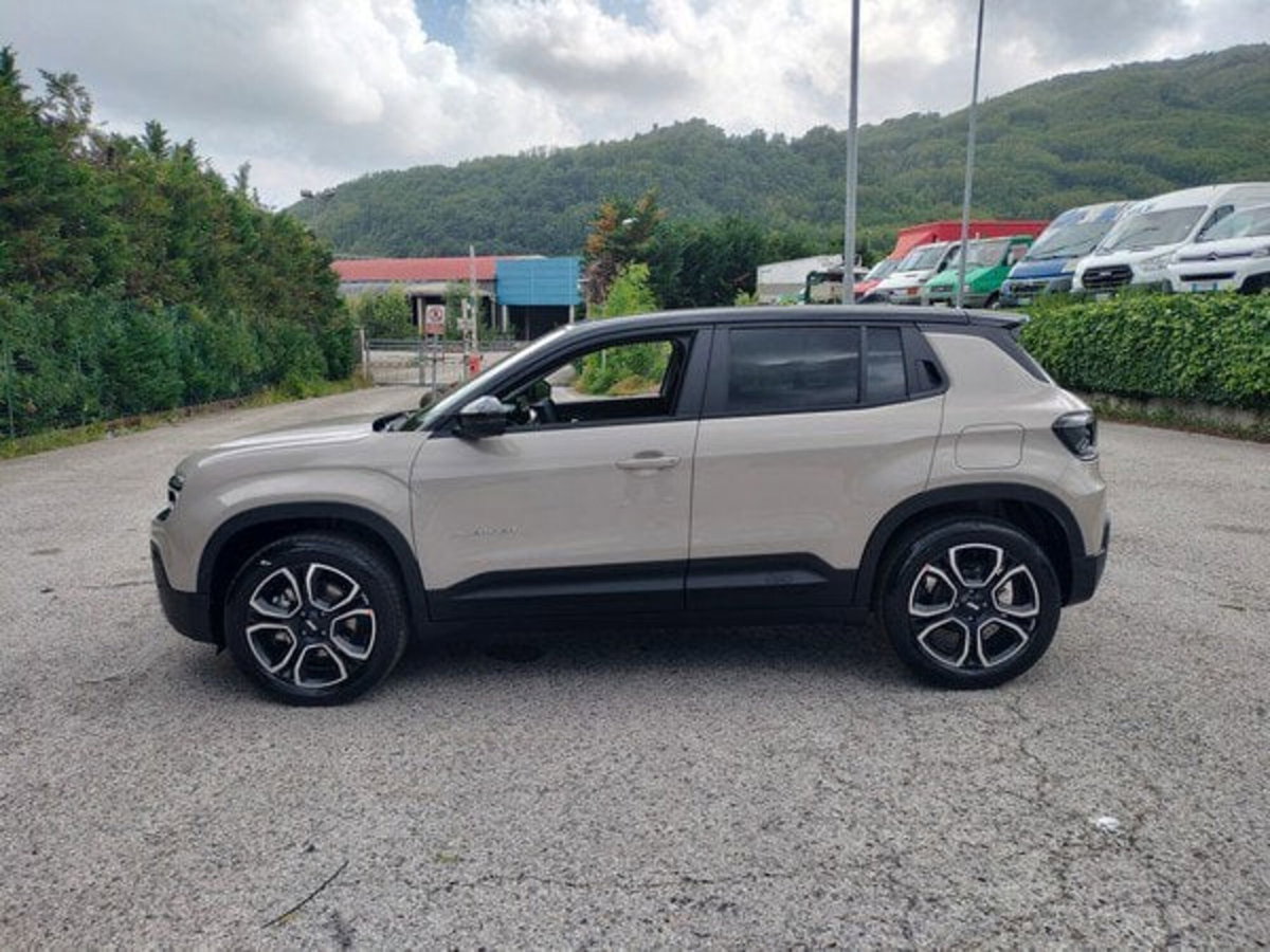 Jeep Avenger 1.2 turbo e-hybrid mhev Summit fwd 110cv edct6 (5)