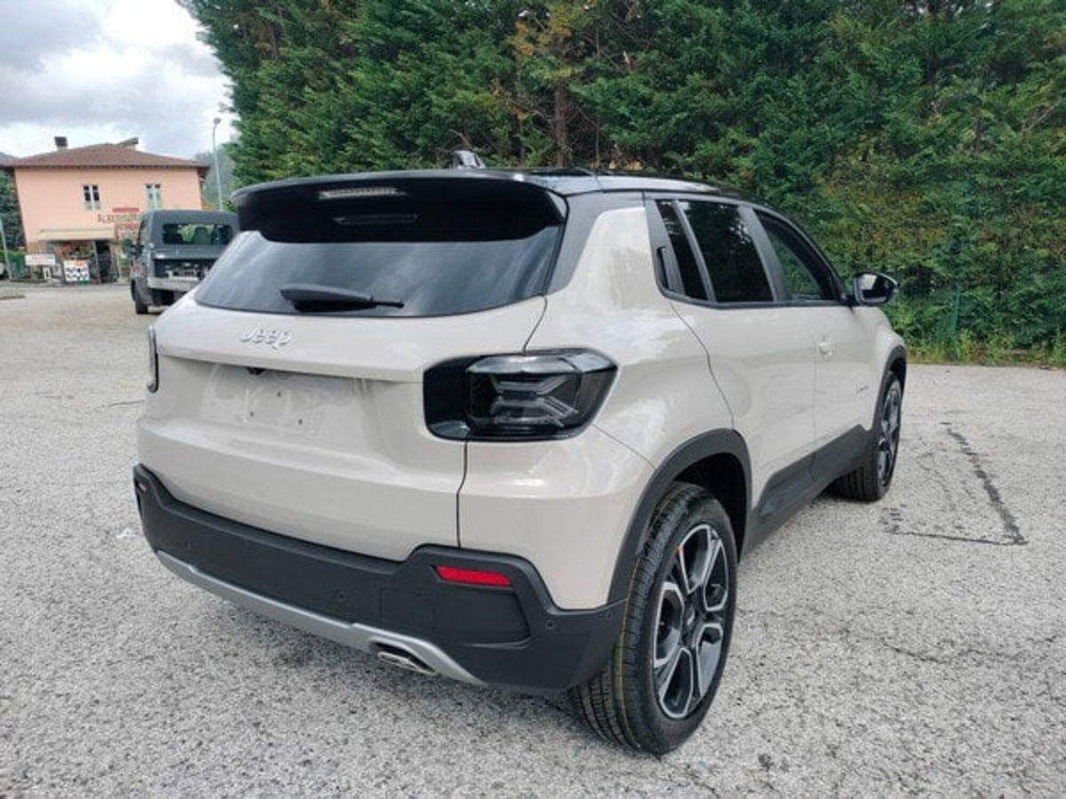 Jeep Avenger 1.2 turbo e-hybrid mhev Summit fwd 110cv edct6 (6)