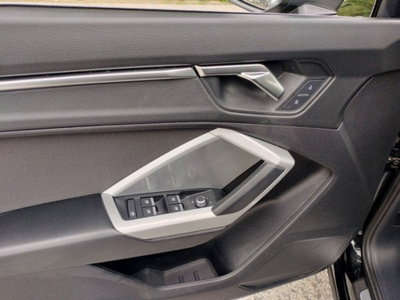 Audi Q3 35 TDI quattro S tronic Business Advanced (10)
