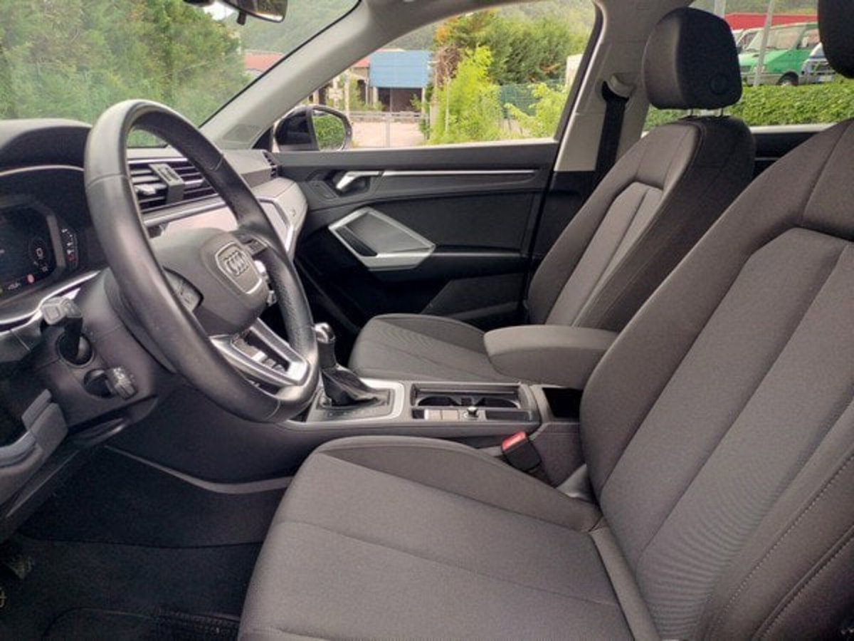 Audi Q3 35 TDI quattro S tronic Business Advanced (12)