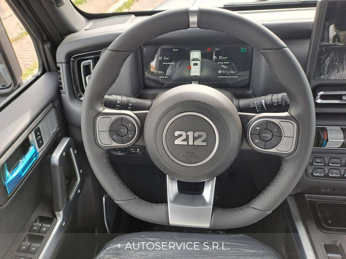 Emc 212 212 2.0 tdi Diesel 4wd 8at (15)