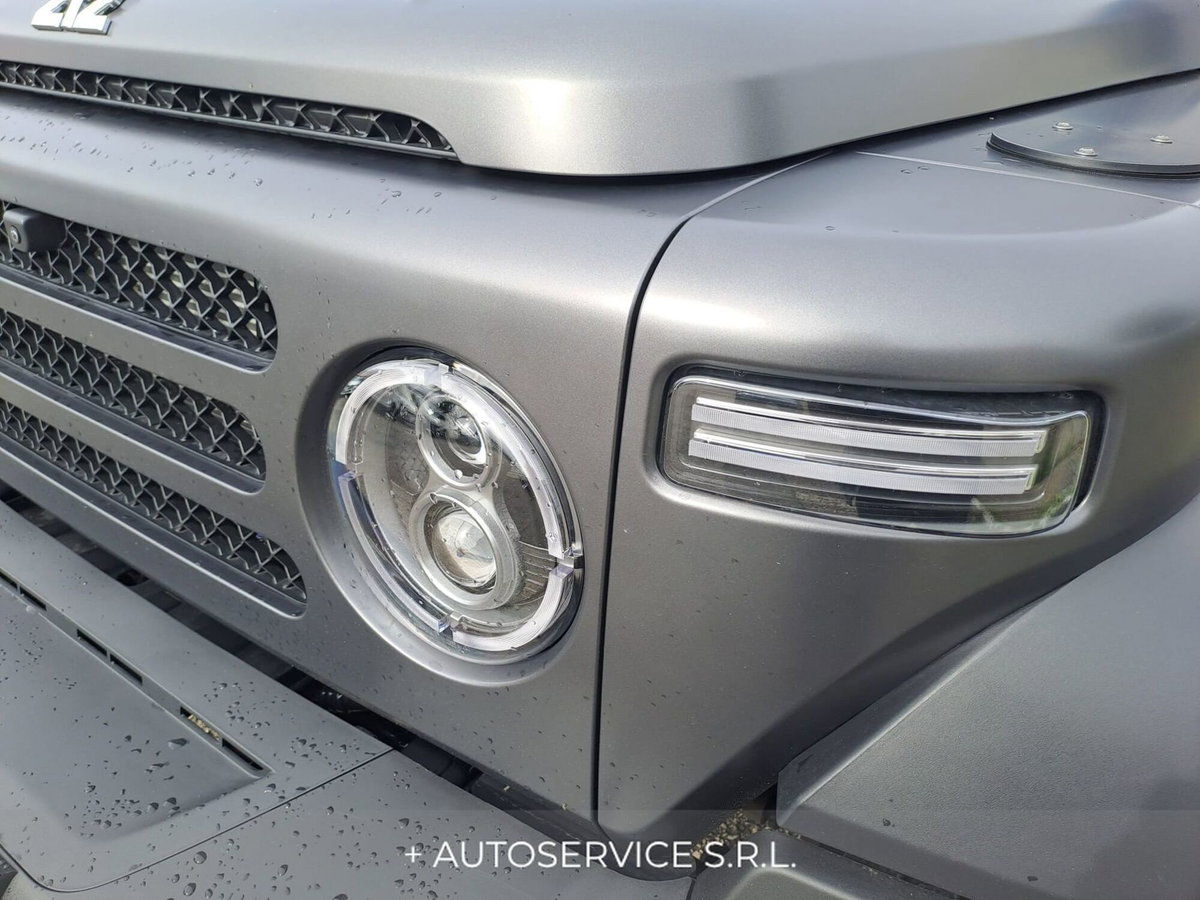 Emc 212 212 2.0 tdi Diesel 4wd 8at (9)