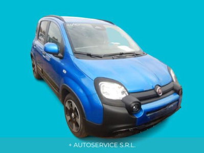 Fiat Panda 1.0 FireFly S&S Hybrid City Cross (2)