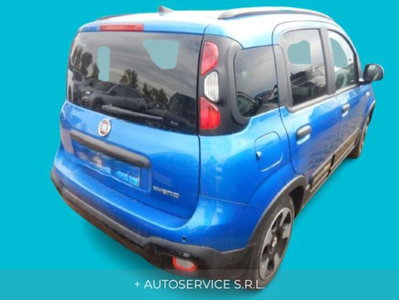 Fiat Panda 1.0 FireFly S&S Hybrid City Cross (3)
