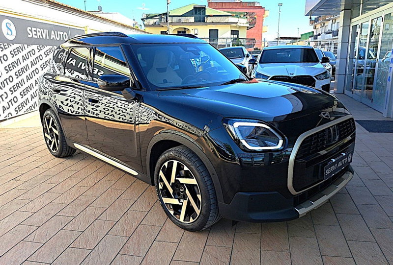 MINI Mini Countryman 2.0 48V D Favoured auto