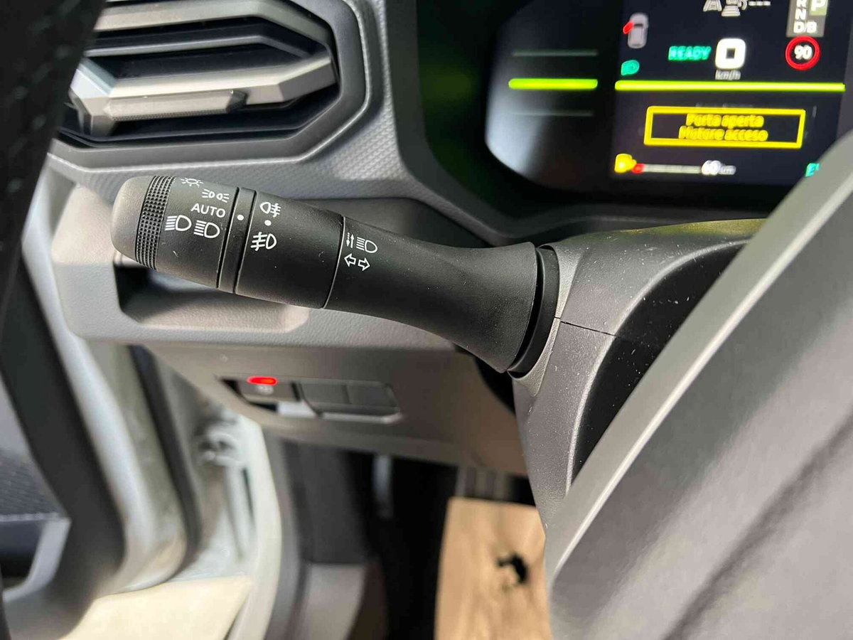 Dacia Duster 1.8 hybrid Journey 155cv auto (16)