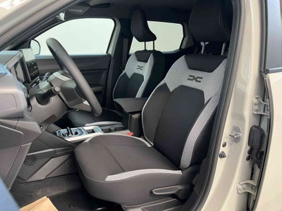 Dacia Duster 1.8 hybrid Journey 155cv auto (8)