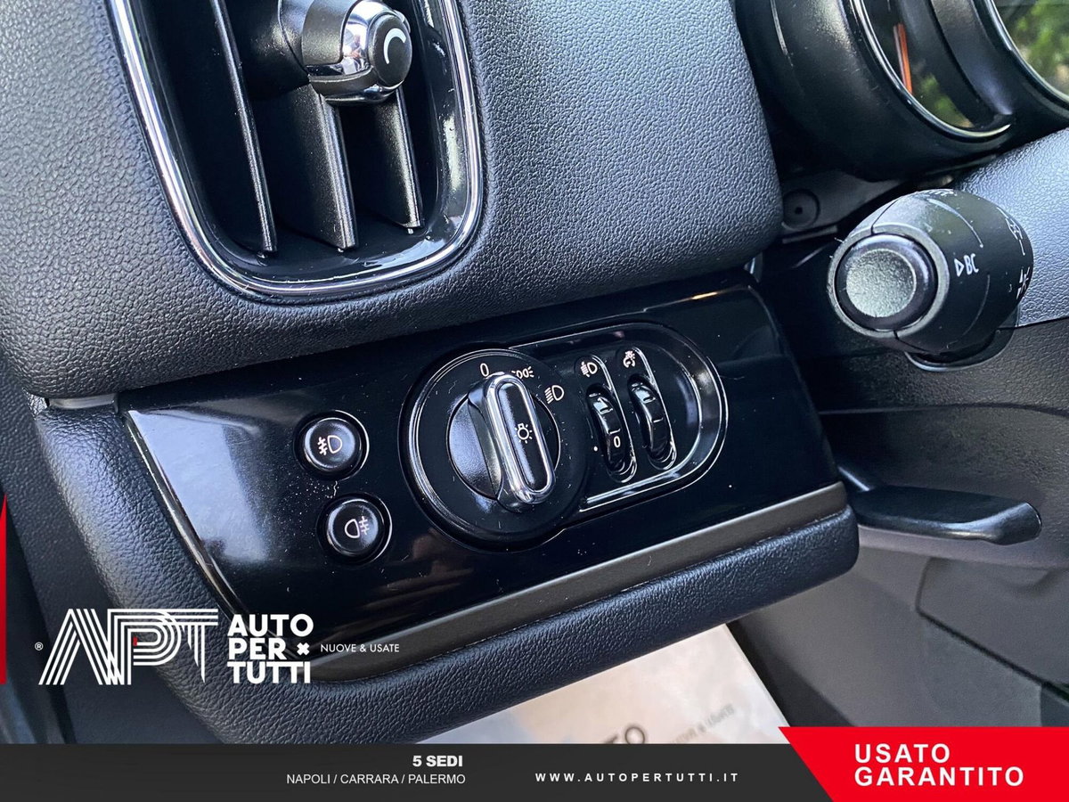 MINI Mini Countryman 2.0 Cooper D Countryman (10)
