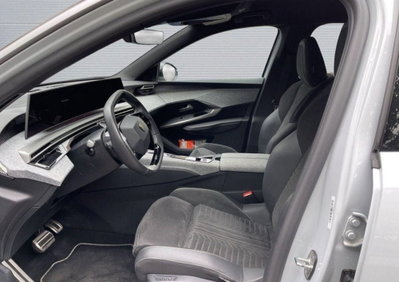Peugeot 3008 1.2 hybrid GT 145cv e-dcs6 (6)