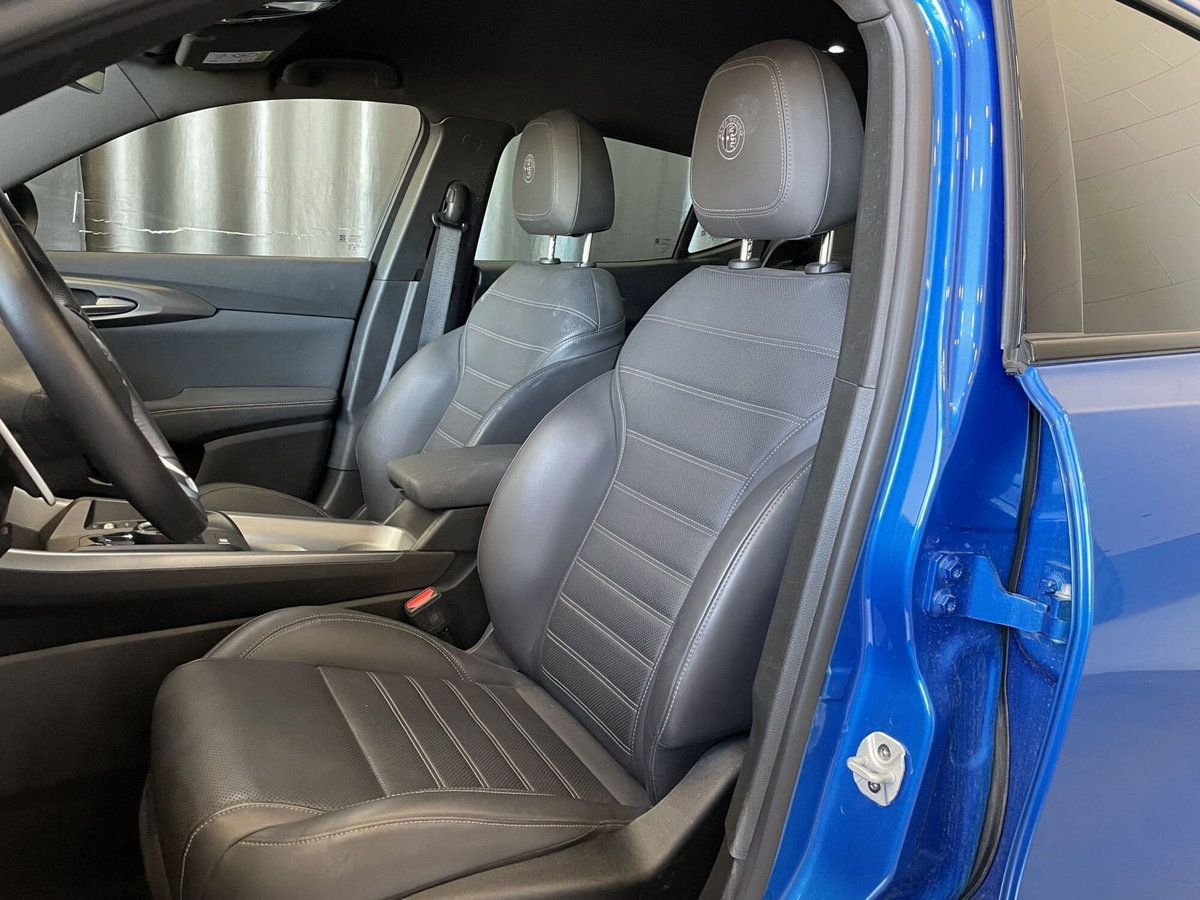 Alfa Romeo Tonale 1.5 hybrid Veloce 160cv tct7 (8)
