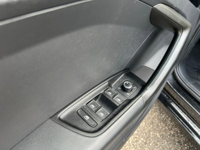 Audi A1 1.0 TFSI ultra S tronic Admired (12)
