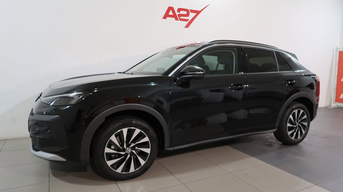 Volkswagen T-Roc 1.5 etsi Life 115cv dsg (20)