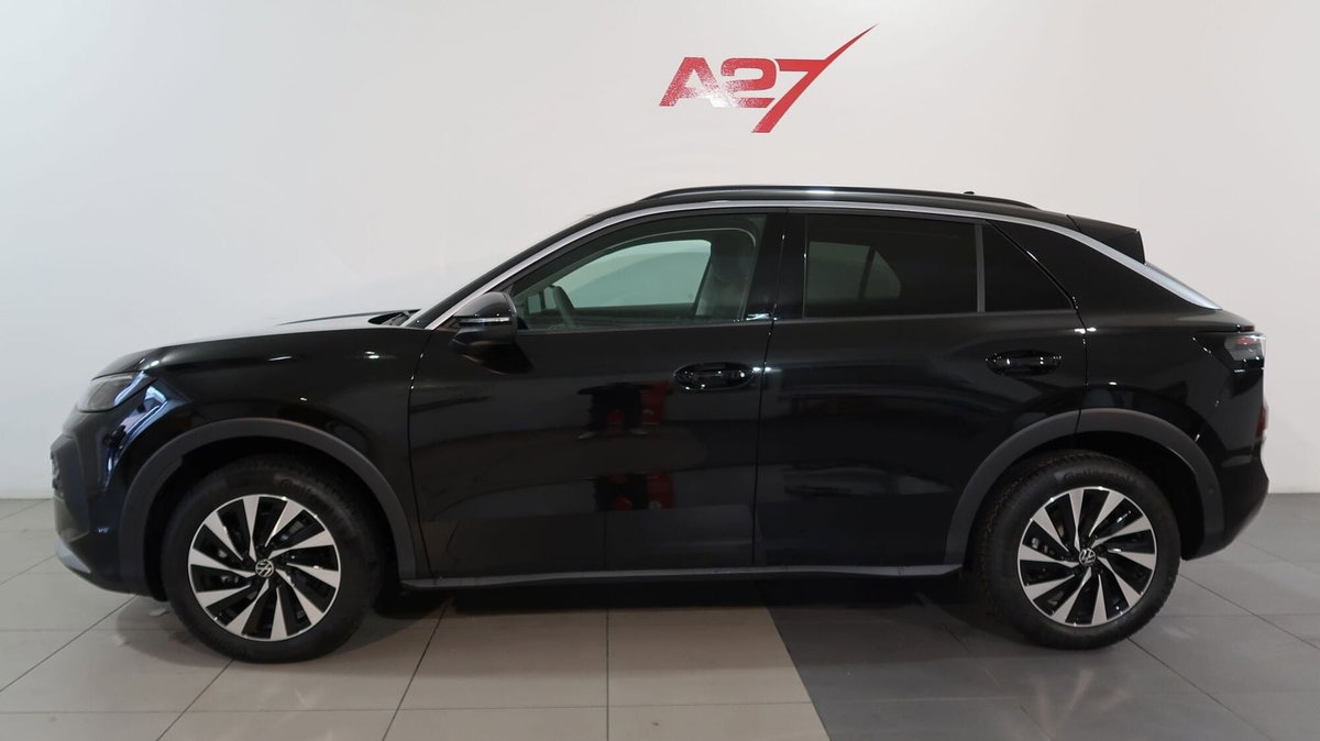 Volkswagen T-Roc 1.5 etsi Life 115cv dsg (3)