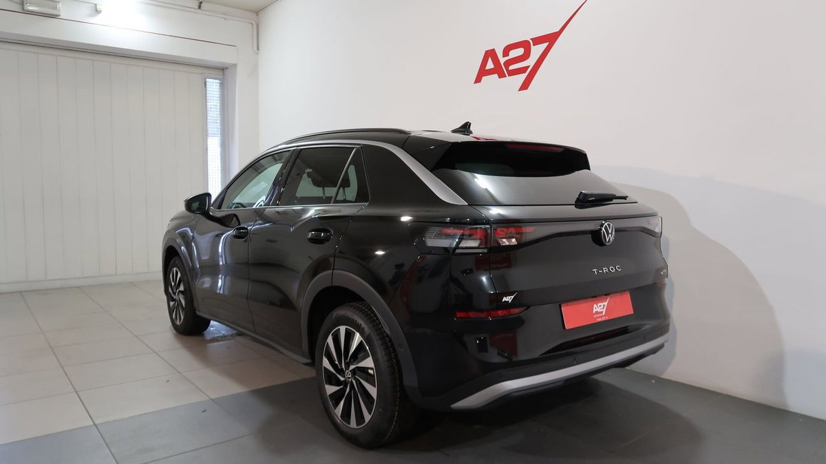 Volkswagen T-Roc 1.5 etsi Life 115cv dsg (5)