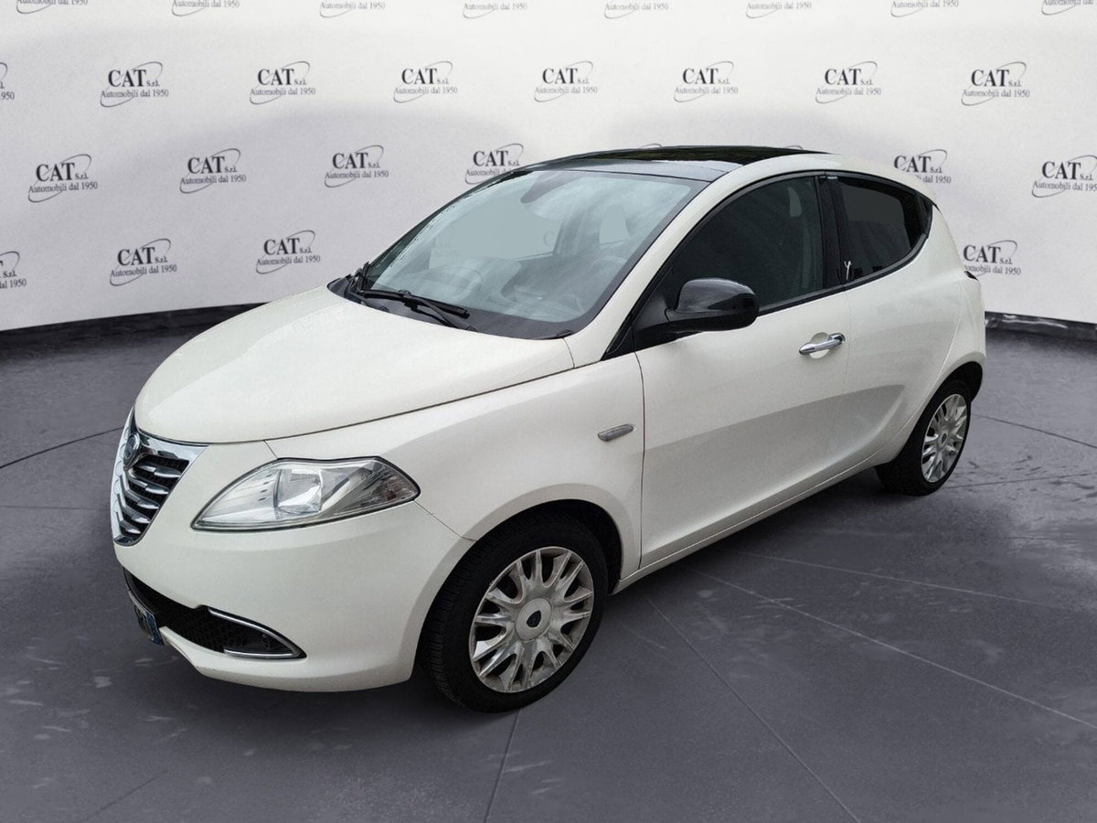 Lancia Ypsilon 1.2 69 CV Argento