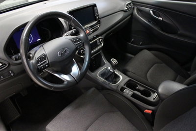 Hyundai i30 Fastback 1.0 T-GDI iMT 48V Prime (10)