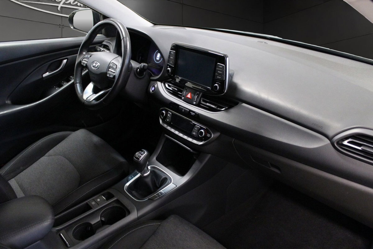 Hyundai i30 Fastback 1.0 T-GDI iMT 48V Prime (19)