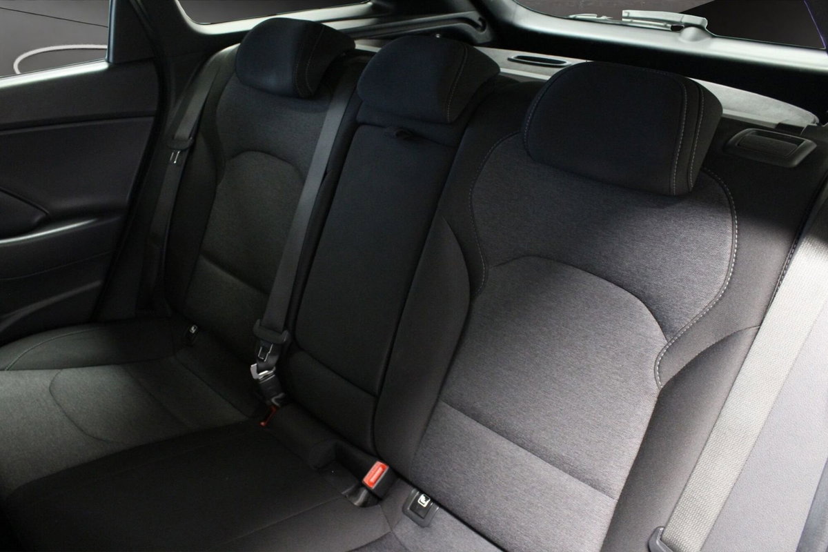 Hyundai i30 Fastback 1.0 T-GDI iMT 48V Prime (20)