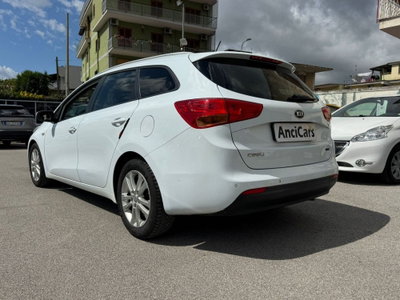 Kia cee'd Sport Wagon 1.6 CRDi 110 CV SW Cool (14)