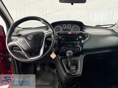 Lancia Ypsilon 1.3 MJT 16V 95 CV 5 porte S&S Platinum (10)