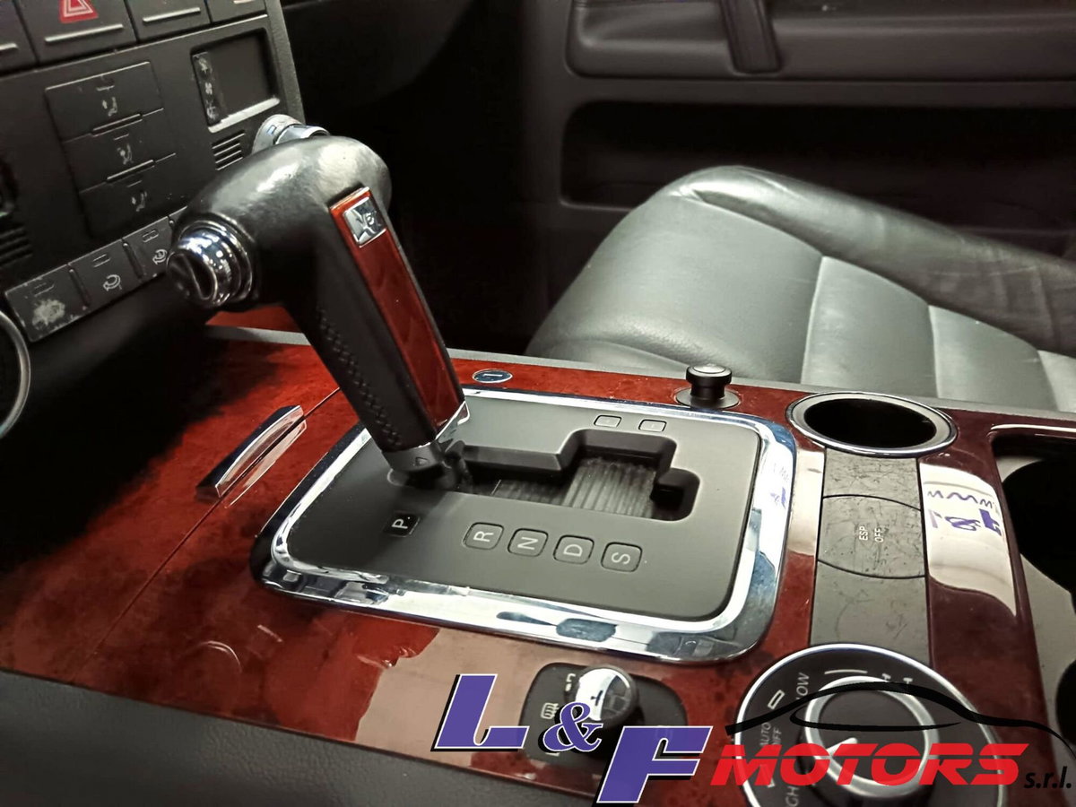 Volkswagen Touareg V6 TDI DPF tiptronic (10)