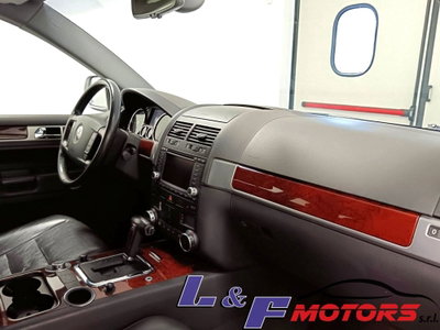 Volkswagen Touareg V6 TDI DPF tiptronic (11)