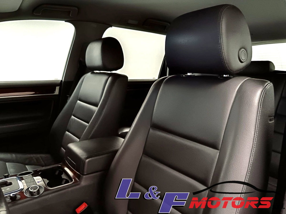 Volkswagen Touareg V6 TDI DPF tiptronic (15)