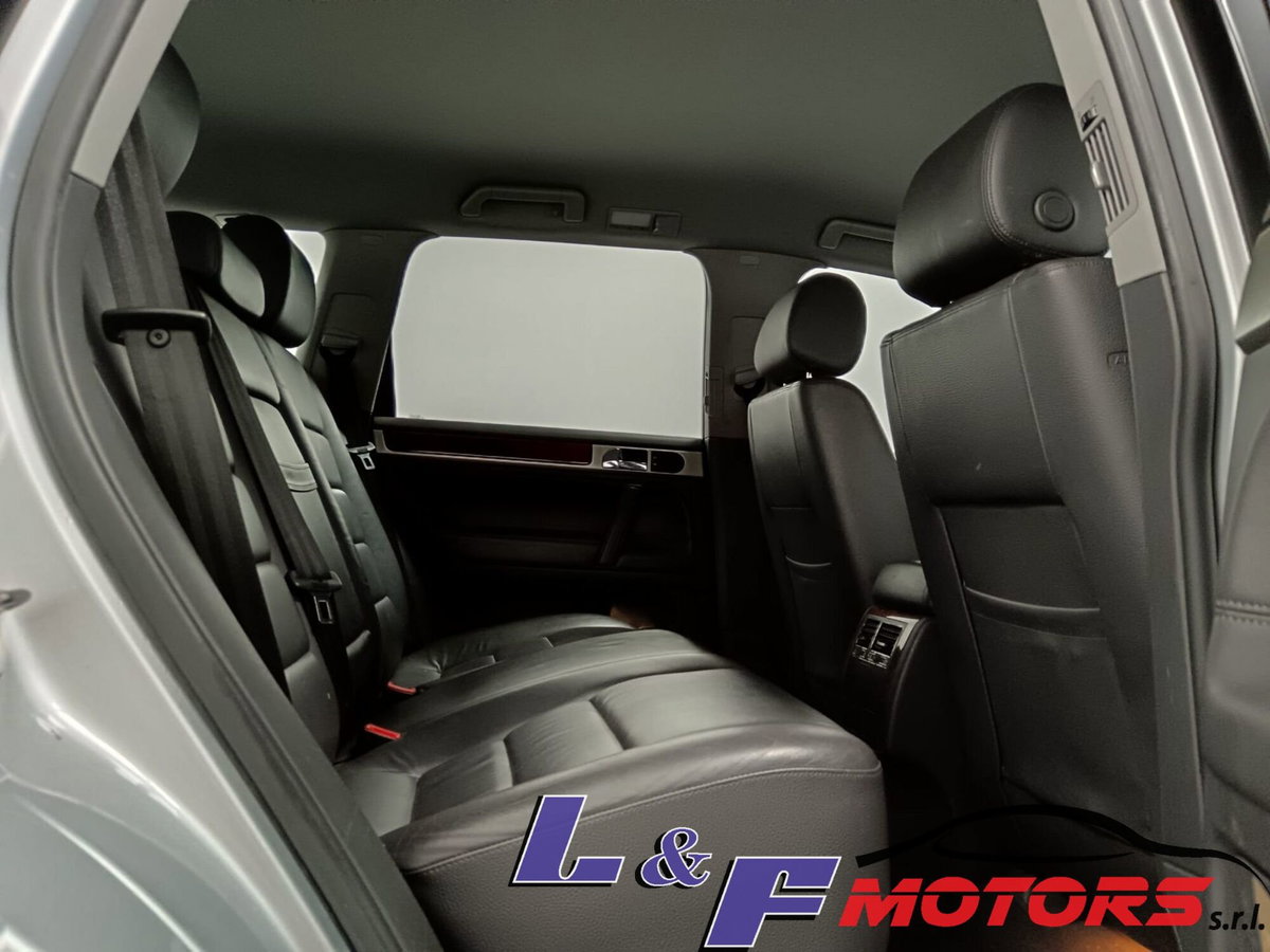 Volkswagen Touareg V6 TDI DPF tiptronic (19)