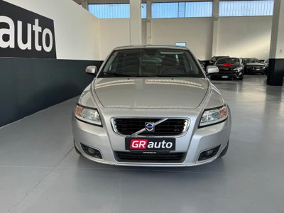 Volvo V50 2.0 D cat Summum (3)