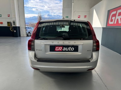 Volvo V50 2.0 D cat Summum (6)