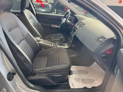 Volvo V50 2.0 D cat Summum (8)
