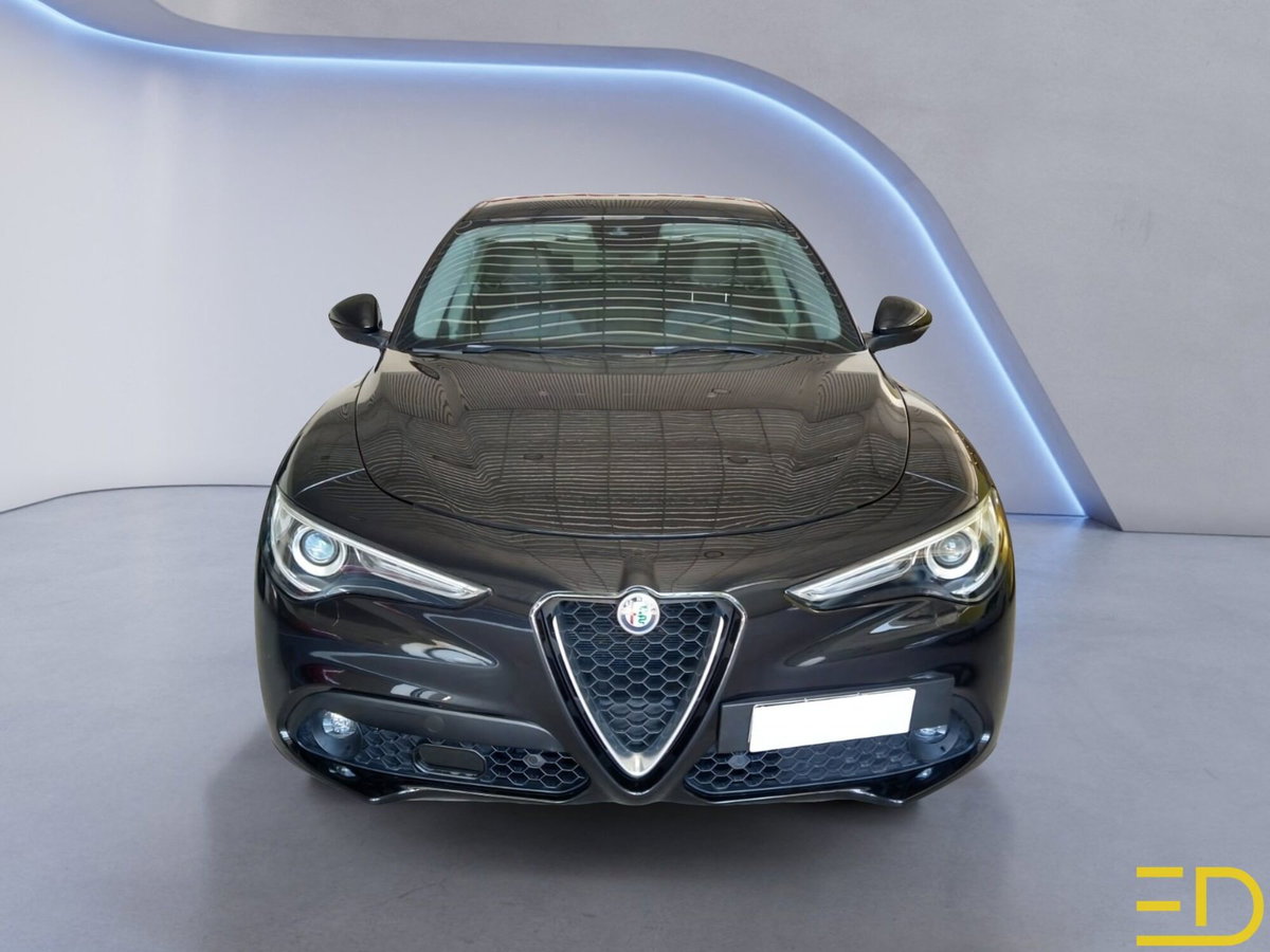 Alfa Romeo Stelvio Stelvio 2.2 Turbodiesel 180 CV AT8 RWD Super