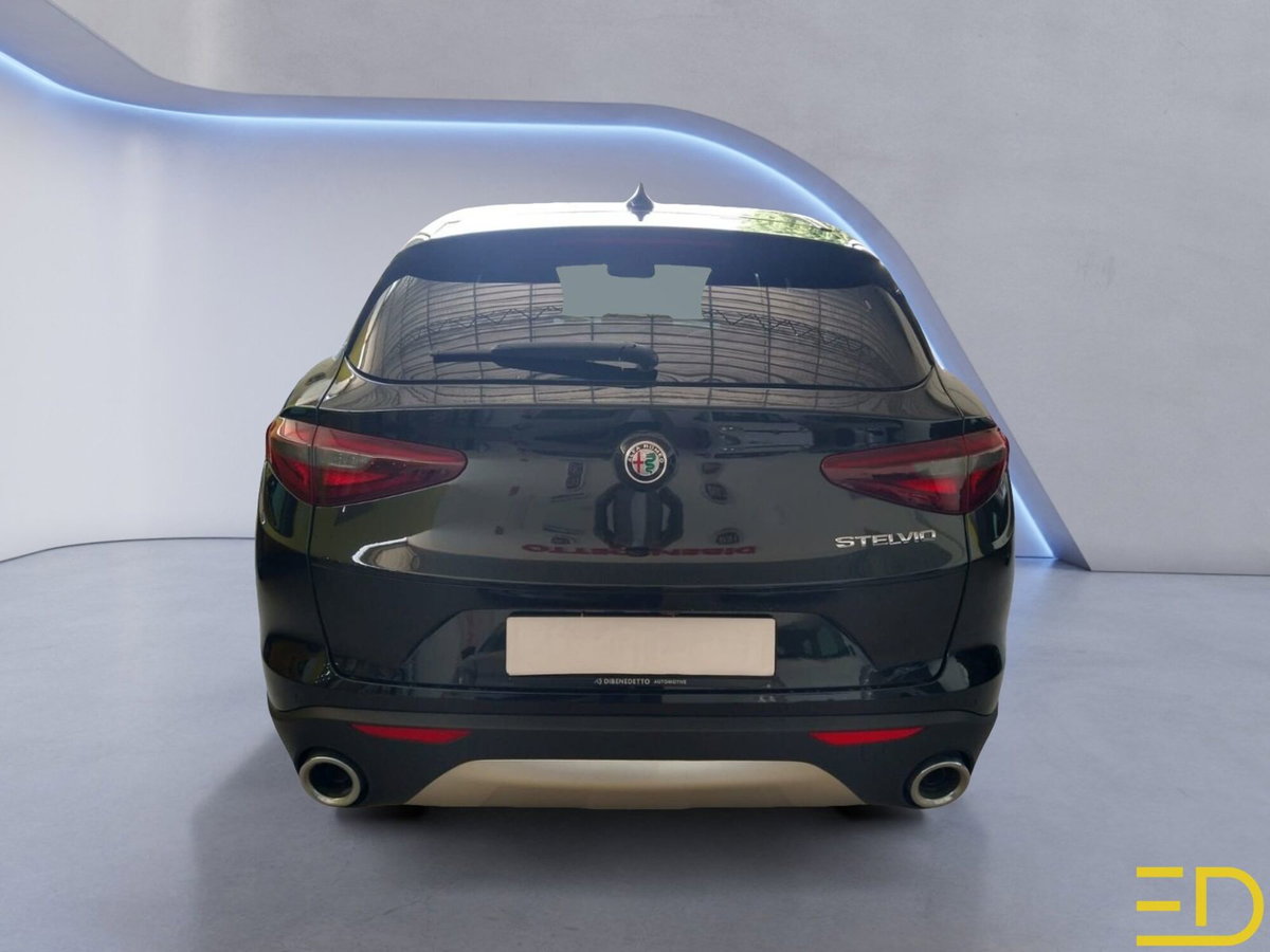Alfa Romeo Stelvio Stelvio 2.2 Turbodiesel 180 CV AT8 RWD Super (4)