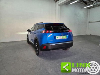 Peugeot 2008 BlueHDi 130 S&S EAT8 Allure Pack (11)