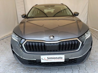 Skoda Octavia Station Wagon 2.0 tdi Selection 150cv dsg (2)