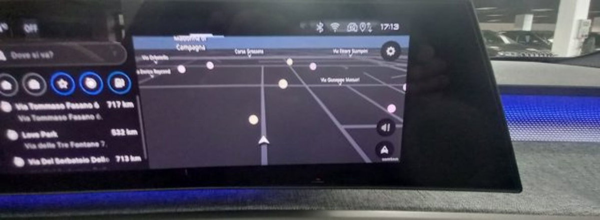 Peugeot 3008 1.2 hybrid GT Exclusive 145cv e-dcs6 (17)