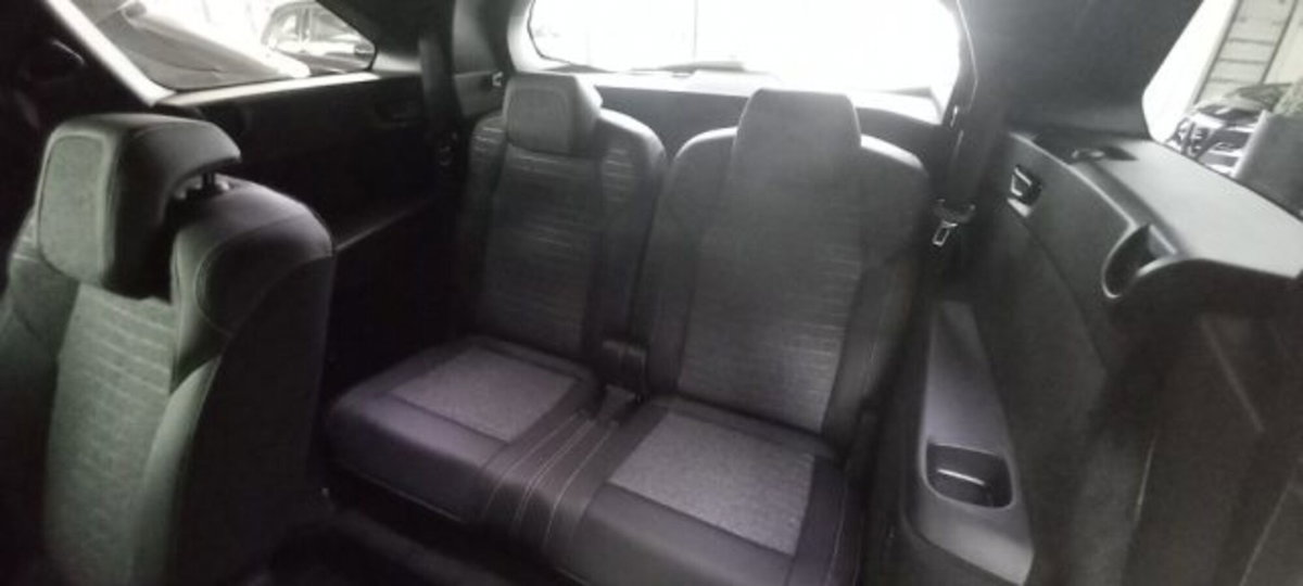 Peugeot 5008 1.2 hybrid 48V Allure Pack 136cv e-dcs 6 (7)