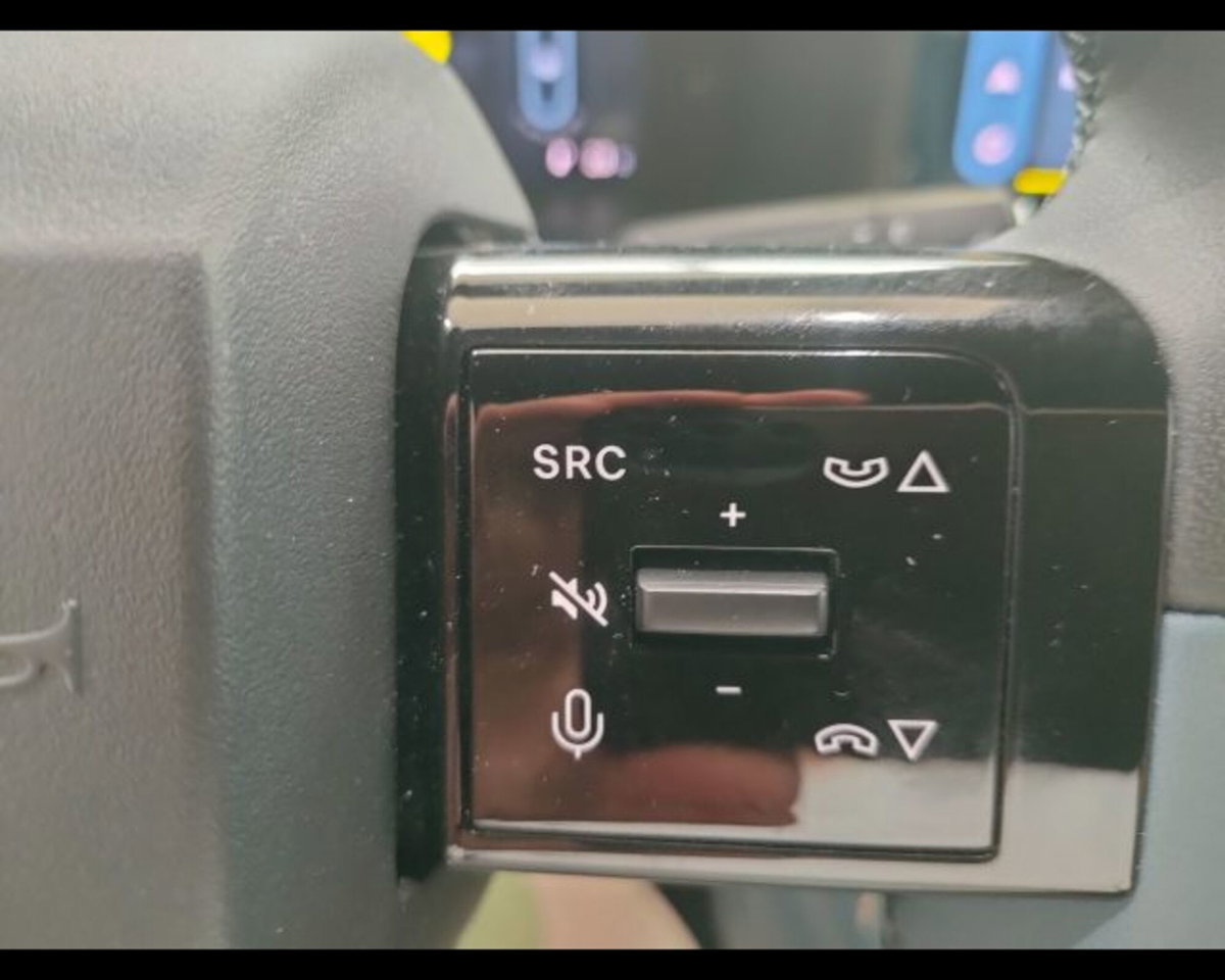Fiat Grande Panda 44 kWh La Prima (16)