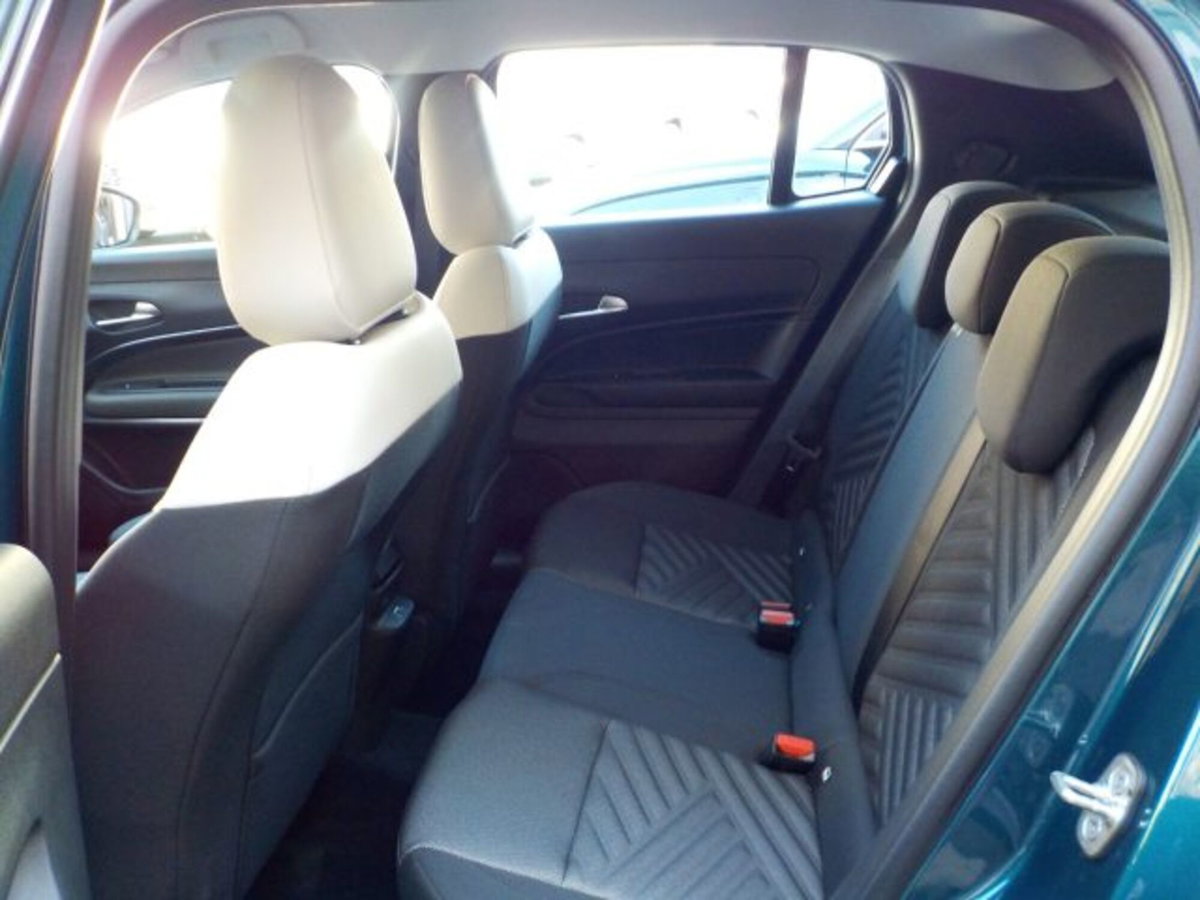 Fiat 600 1.2 Pop 100cv (8)