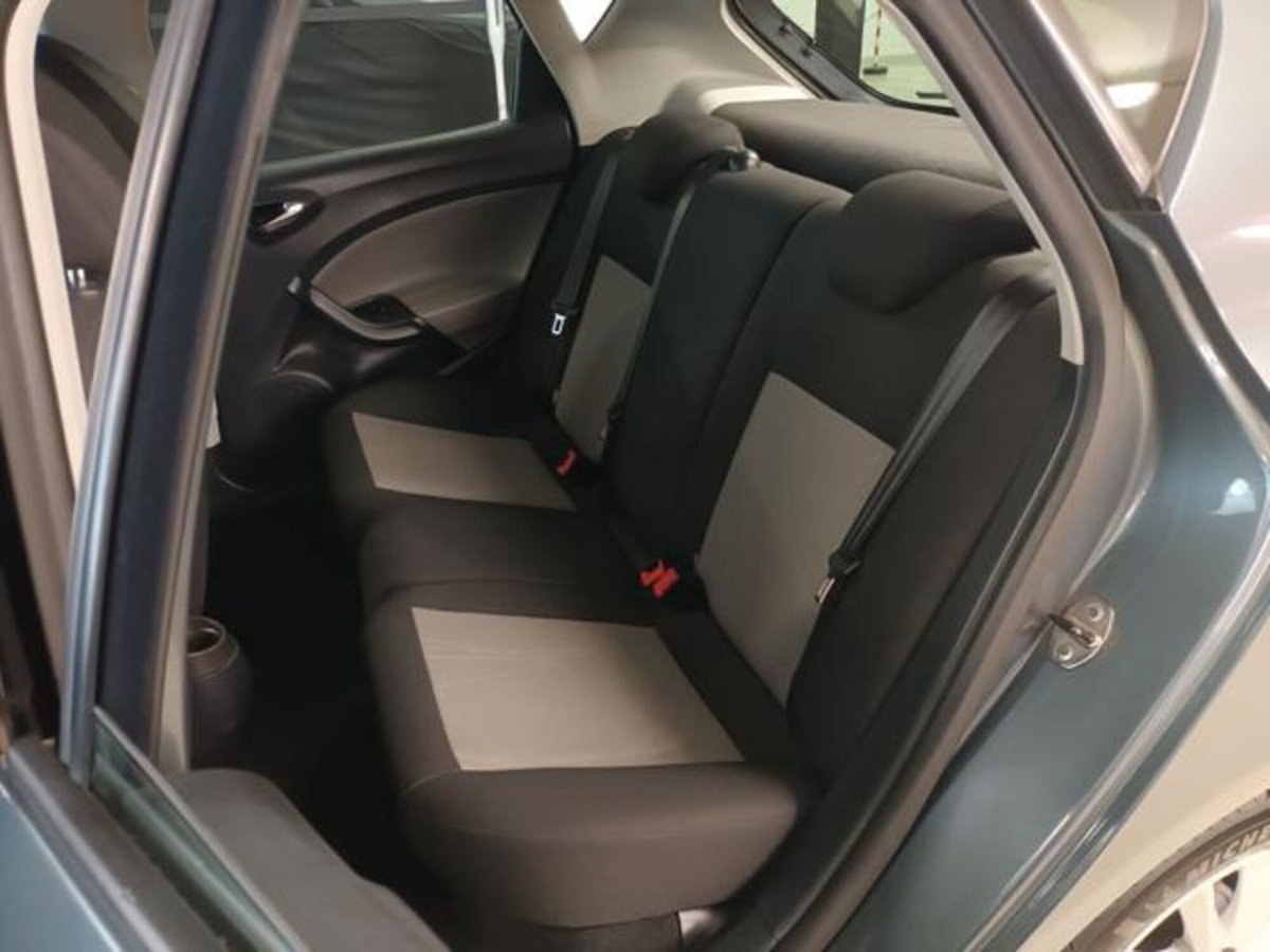 SEAT Ibiza 1.2 TDI CR 5p. COPA (5)