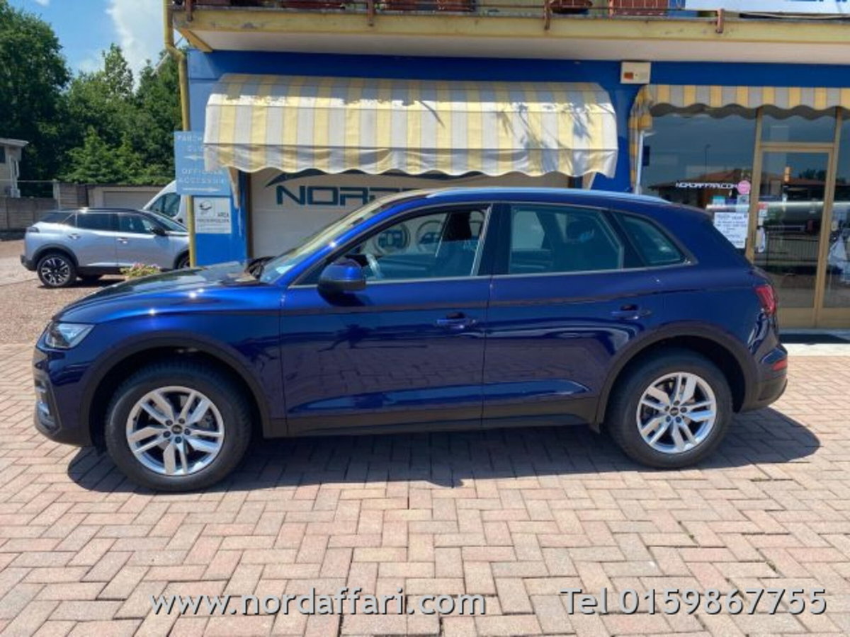 Audi Q5 45 2.0 tfsi mhev 12V S line quattro s-tronic (8)