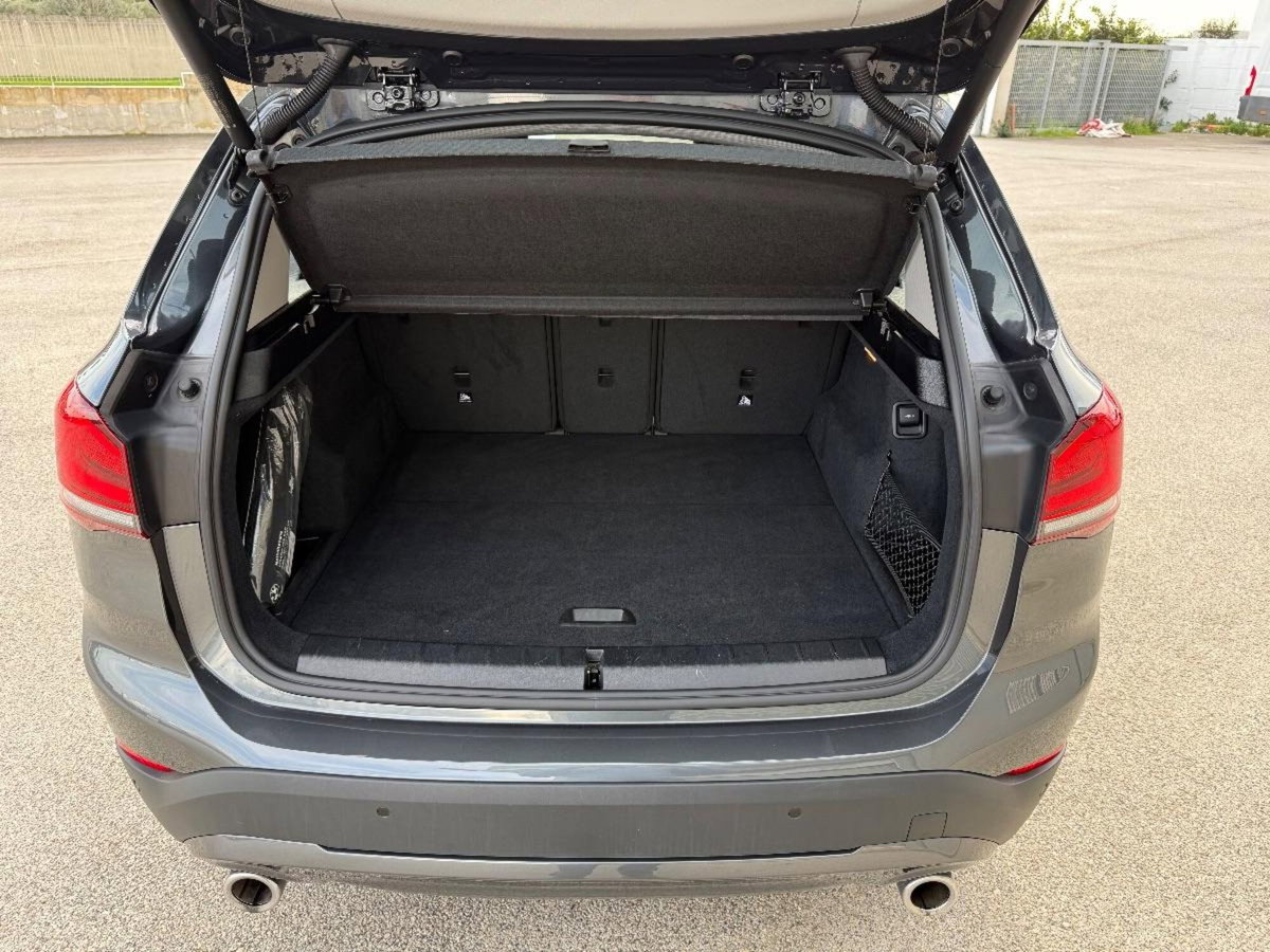 BMW X1 xDrive20d Business Advantage (18)