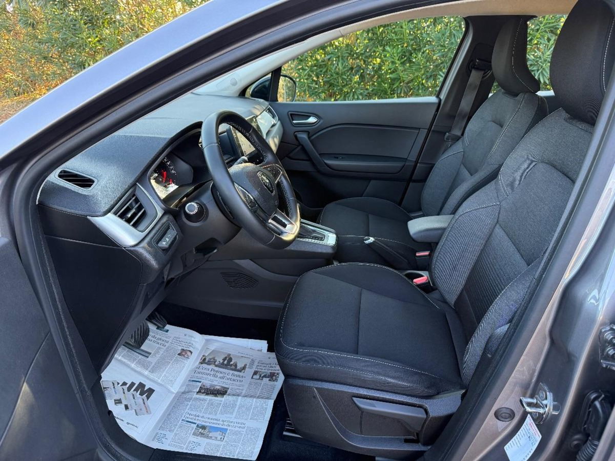Renault Captur Blue dCi 115 CV EDC Business (9)
