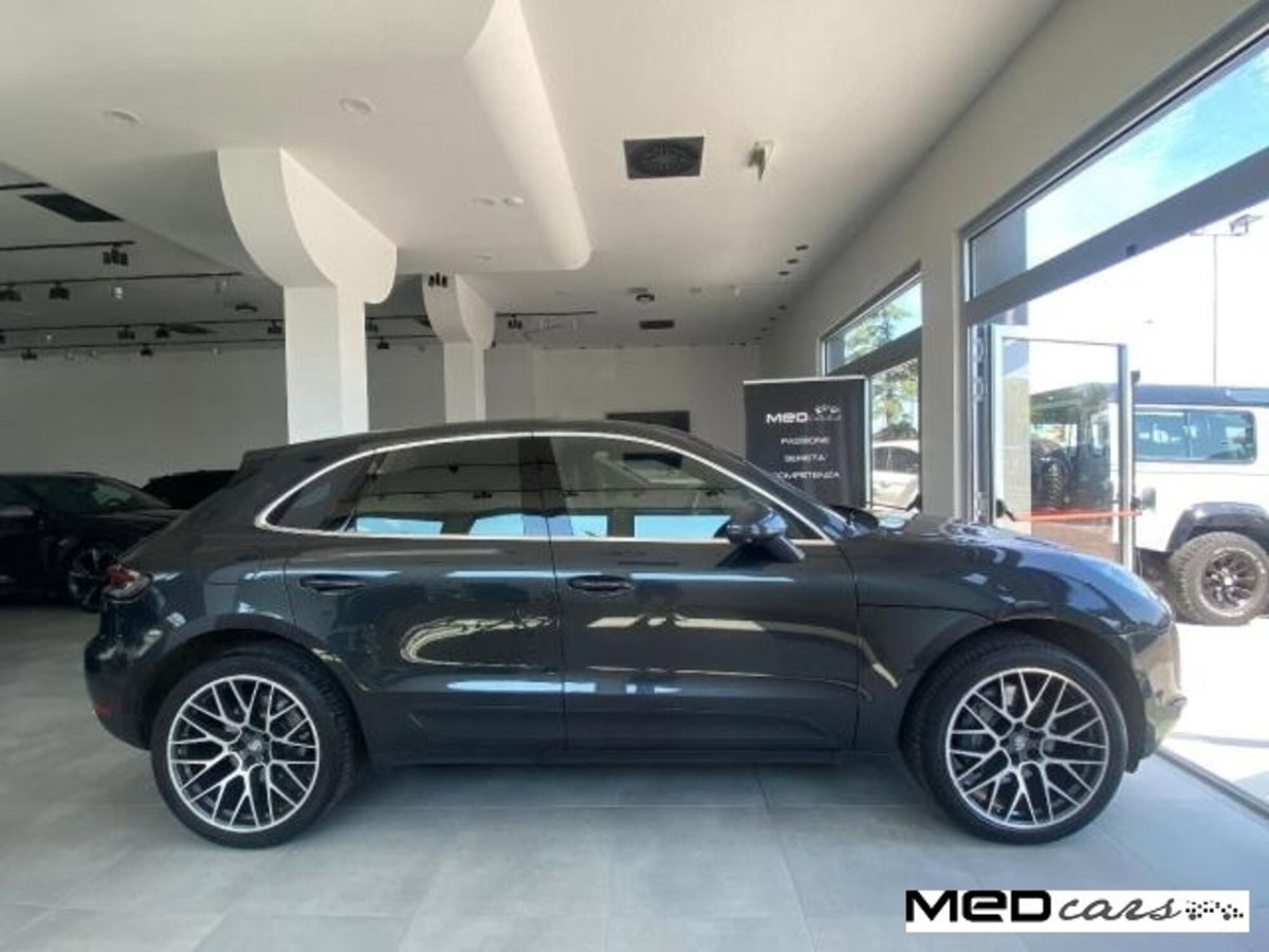 Porsche Macan S