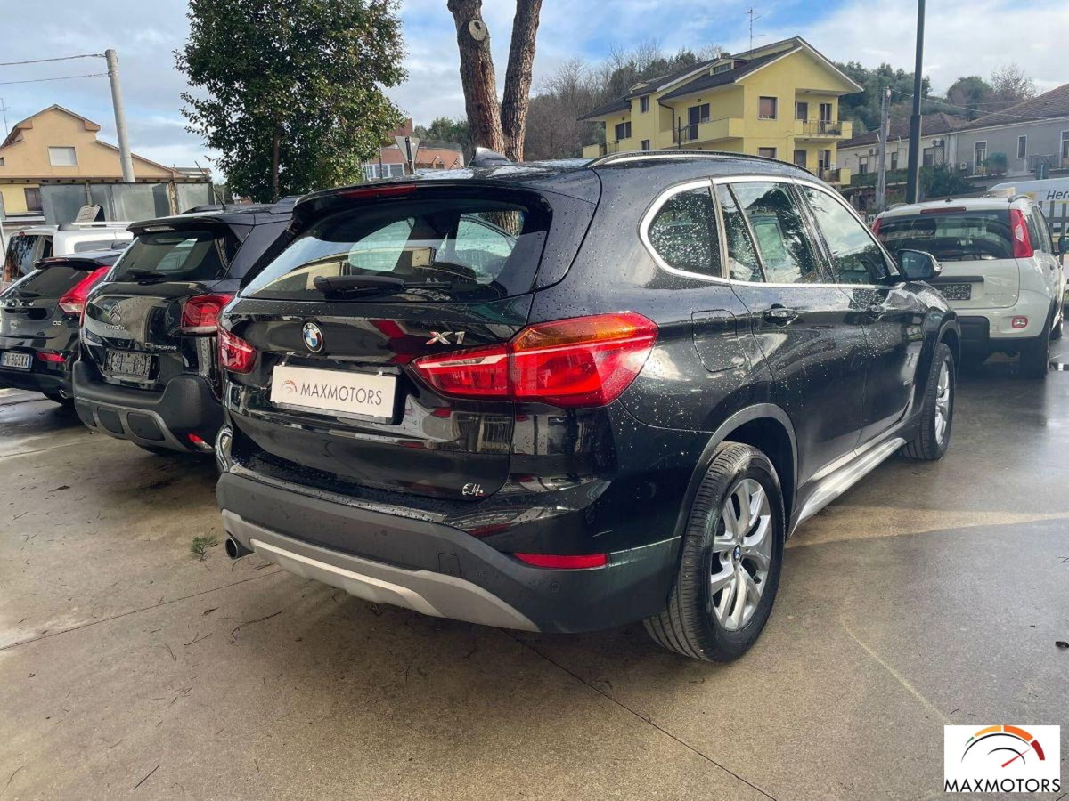 BMW X1 sDrive18d (6)