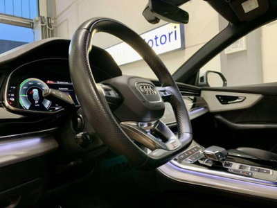 Audi Q8 Q8 55 TFSI quattro tiptronic Sport (17)