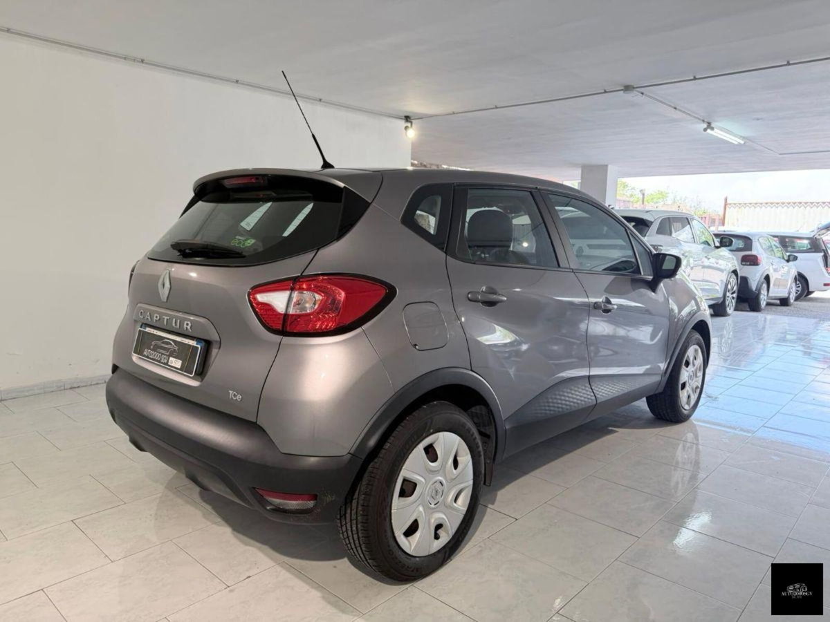 Renault Captur 0.9 TCe 12V 90 CV Start&Stop Live (11)